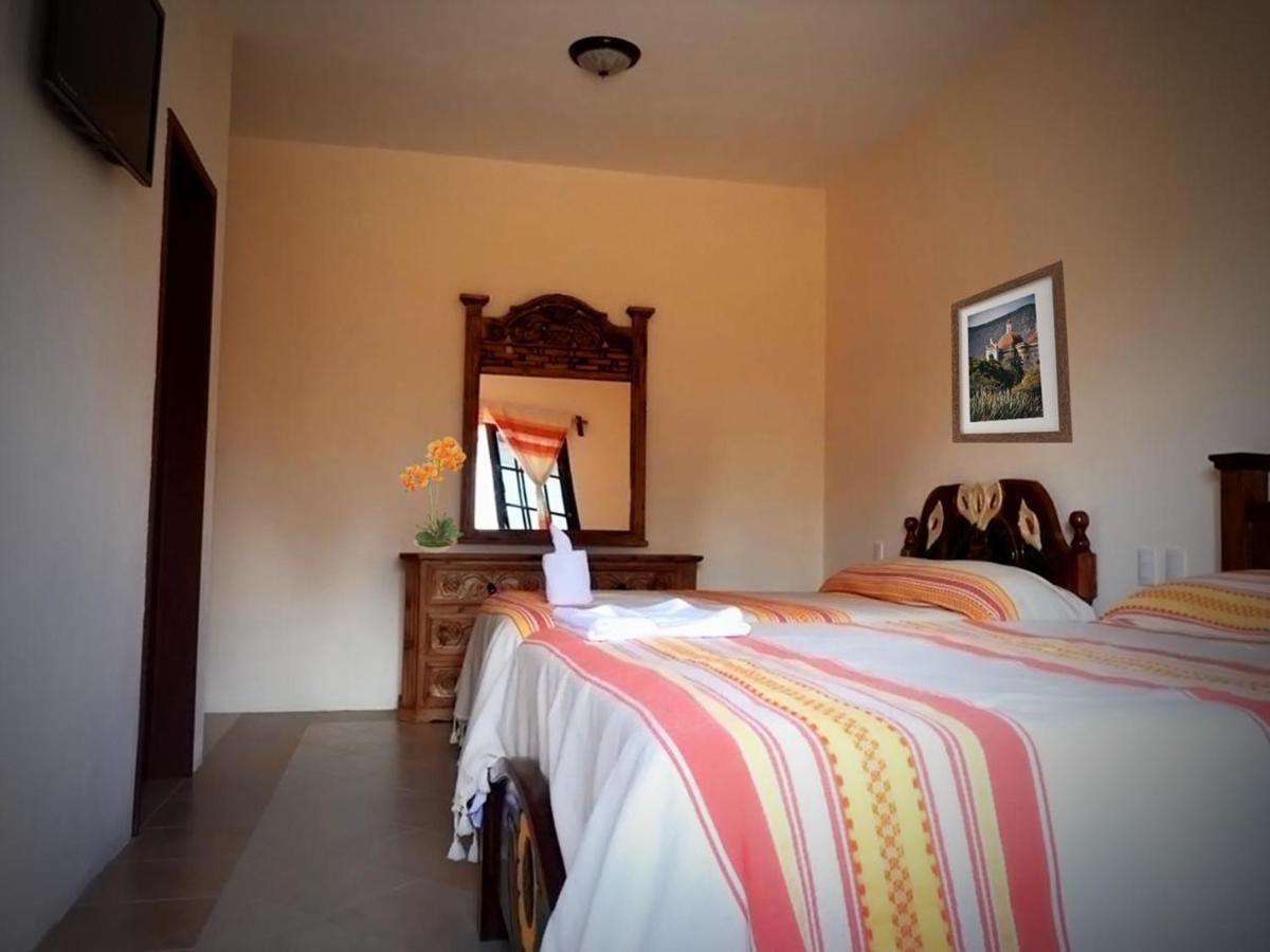 Hotel San Judas Сан-Пабло-Вилья-де-Митла Экстерьер фото